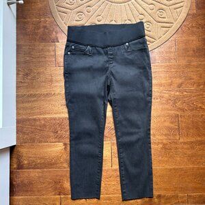 Gap Maternity Skinny Jeans PETITE Crop